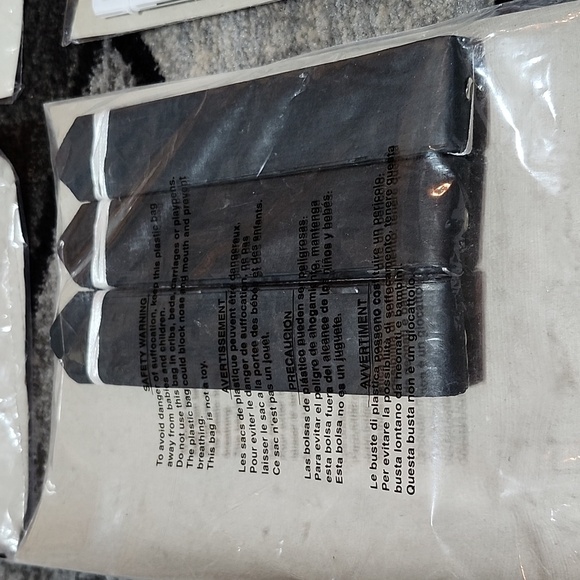 PARTY DECORATIONS RED & BLACK 16" TISSUE BALLS 16" FANS 12" FANS BUNDLE NWT - Picture 10 of 13